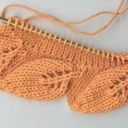 Вяжем осеннюю кайму "Листочки"