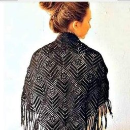 Красивая шаль мотивами