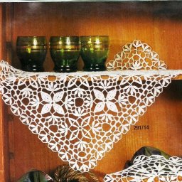 Вязаная салфетка (крючок)