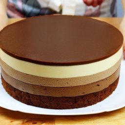 У нас сегодня сразу 11 именинниц!