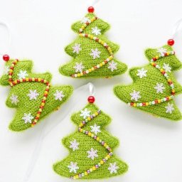 Несколько вариантов вязаных ёлочек