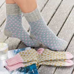 Носки в горошек