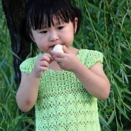 Платье крючком, вяжем детям