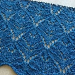 Роскошный узор спицами