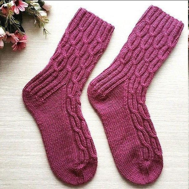 Носки с объемными косами Носки с объемными косами