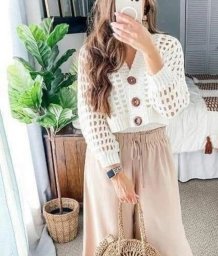 Жакет крючком, украшаем работу крупными пуговицами