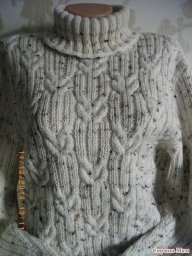 Свитер спицами: простой и уютный