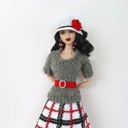 Как вам такие наряды для кукол?