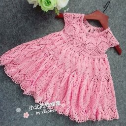 Нежное платье крючком, вяжем детям