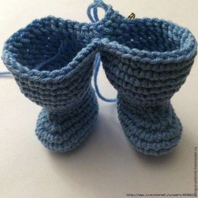 Пупс, связанный крючком