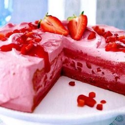 У нас сегодня сразу 8 именинников!