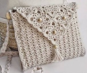 Бежевая вязаная сумка: летний must-have, который говорит «я знаю толк в стиле»