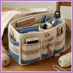 Вязаный органайзер-сумка крючком