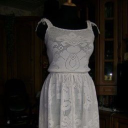 Платье в филейной технике