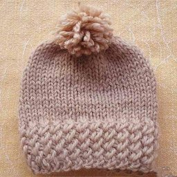 Неординарная резинка спицами, берем себе на заметку!