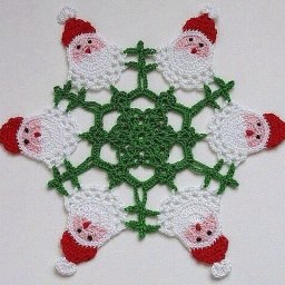 Салфетка крючком "Новогодний хоровод"