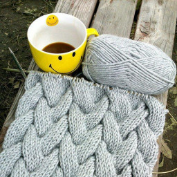 Королевская коса спицами