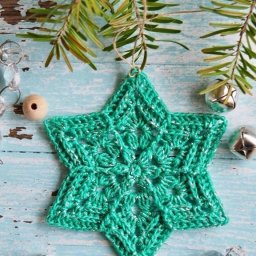 Вяжем снежинки крючком