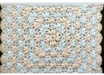 Цветочный узор крючком из пышных столбиков, вяжется от центра