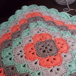 Простой мотив для любителей вязать крючком