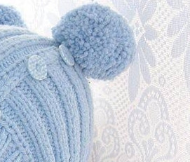 Голубая шапчока для малышей