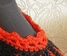 Вяжем симпатичные тапочки-следки