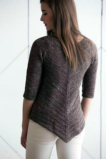 Вяжем тунику с рельефным узором
