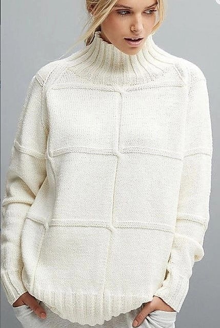 Красивый пуловер с эффектами квадратами, вяжем спицами