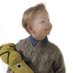 Красивый вязаный пуловер для мальчика, вяжем спицами