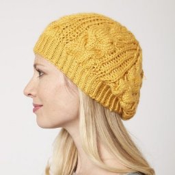 Не хватает объема прическе? Тогда свяжите объемную шапочку!