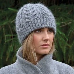 Простая шапочка с косичками, вяжем спицами