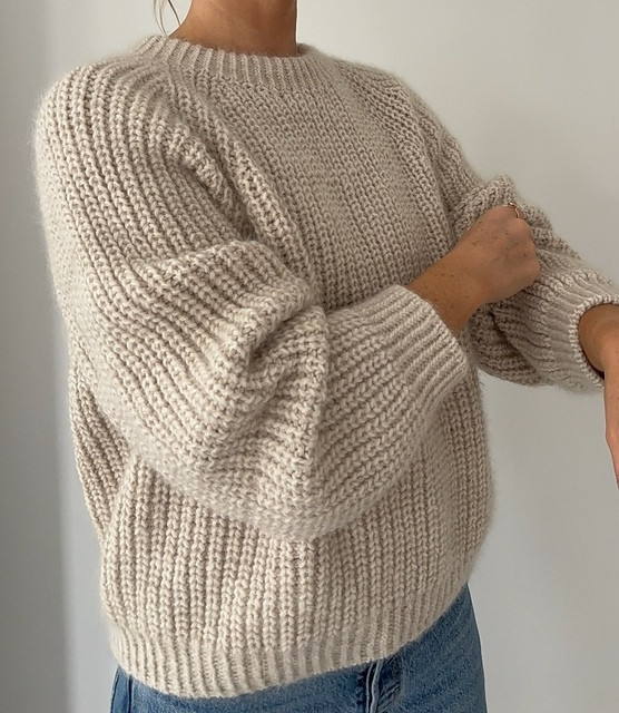 Свитер спицами Свитер спицами