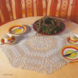 Вязаная салфетка