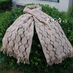 Нашествие пауков! Не бойтесь! Речь о шарфике!