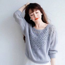 Светло-голубой ажурный джемпер оверсайз