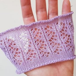 Ажурный узор для джемпера, платья, палантина спицами и на машине