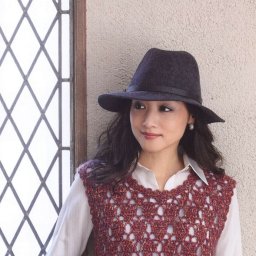 Красивый жакетик, вяжем крючком