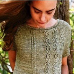 Платье туника с узором из объемных косичек