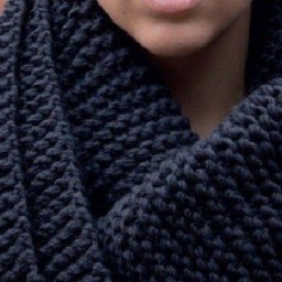 Снуд простой платочной вязкой по кругу