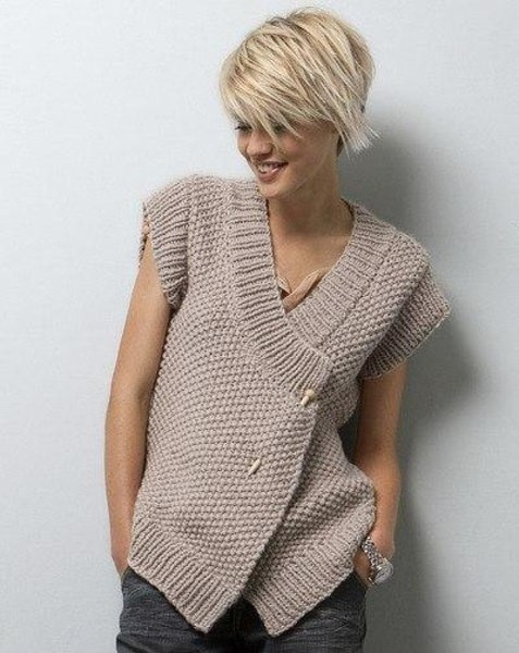 Серый женский жилет «На спице» — это лаконичная элегантность в каждой петле Серый женский жилет «На спице» — это лаконичная элегантность в каждой петле