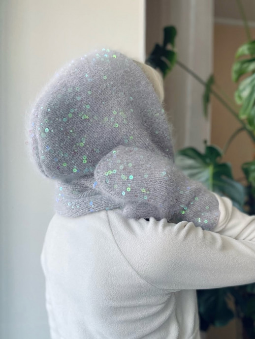 Описание на шарф-капюшон &laquo;Снегурочка&raquo;