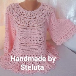 Розовая летняя кофточка крючком