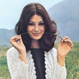 Вяжем летний жакет крючком