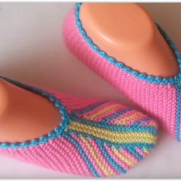 Простые следочки спицами