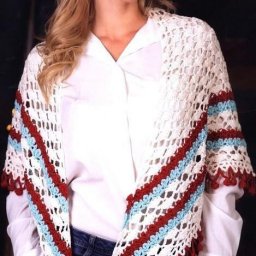 Ажурная треугольная шаль крючком