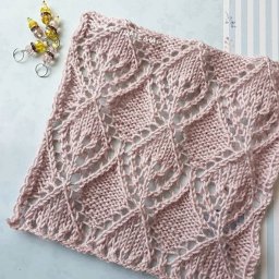 Красивый ажурный узор спицами. Схема вязания