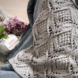 Красивый узор спицами