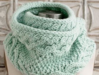 Необычный мятный хомут для начинающих