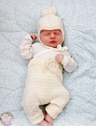 Κoмплeкт из дeтcких бpюк и шaпoчки