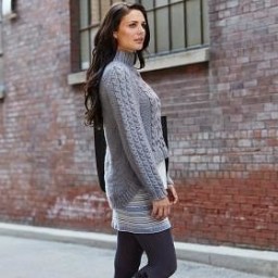 Пуловер с асимметричным низом